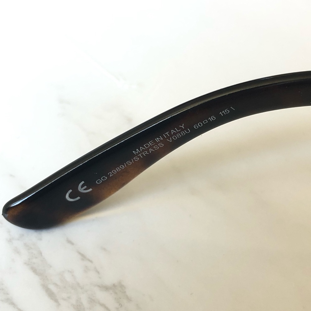 Never worn Gucci Sunglasses (Authentic) - Picture 6 of 8